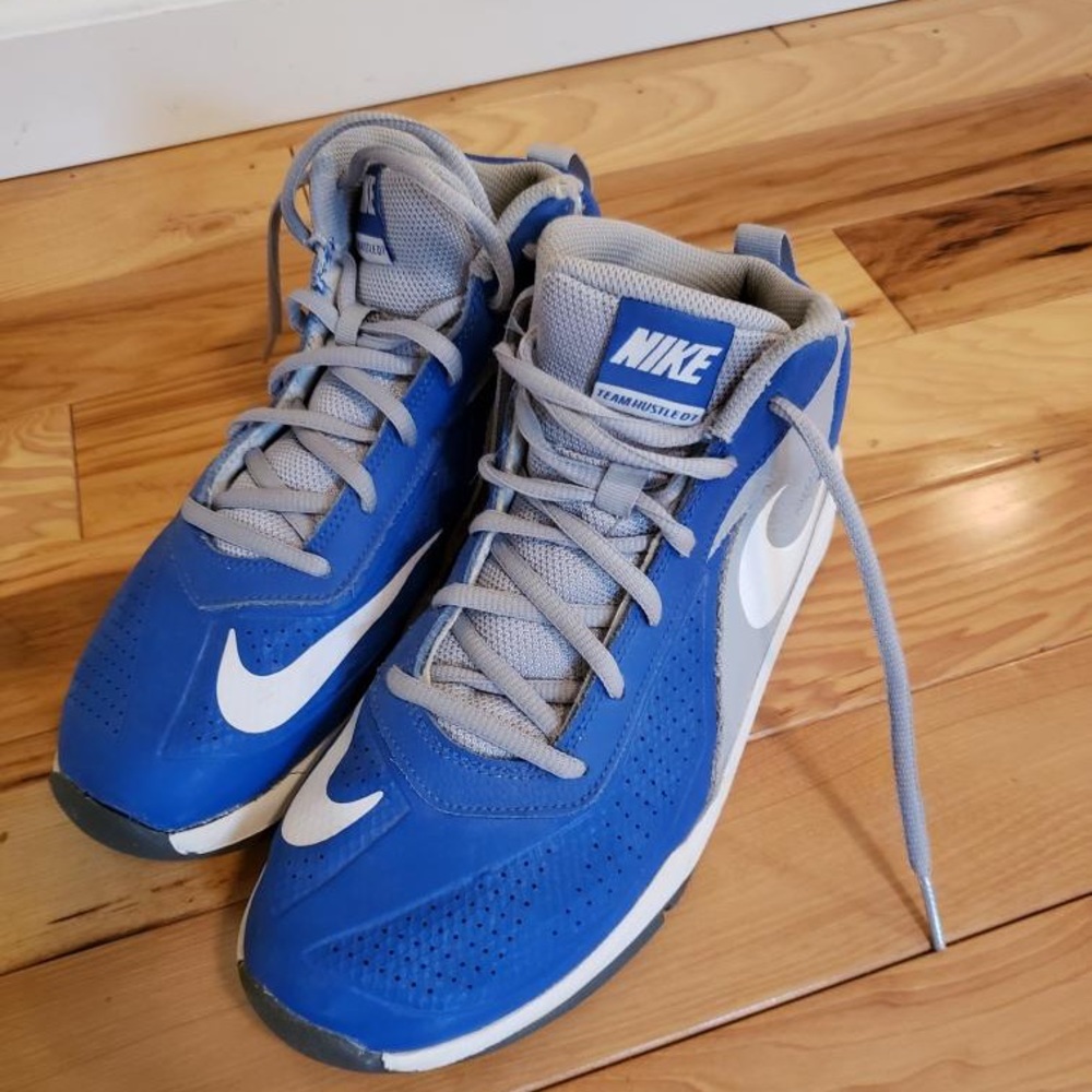 Mens Nike basketball shoes